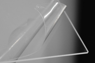 Экструзионное оргстекло IRROGLAS xt, толщина 2 мм, прозрачный